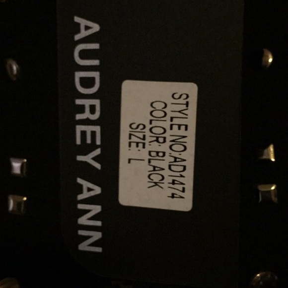 Little Black Dress - Picture 3 of 4